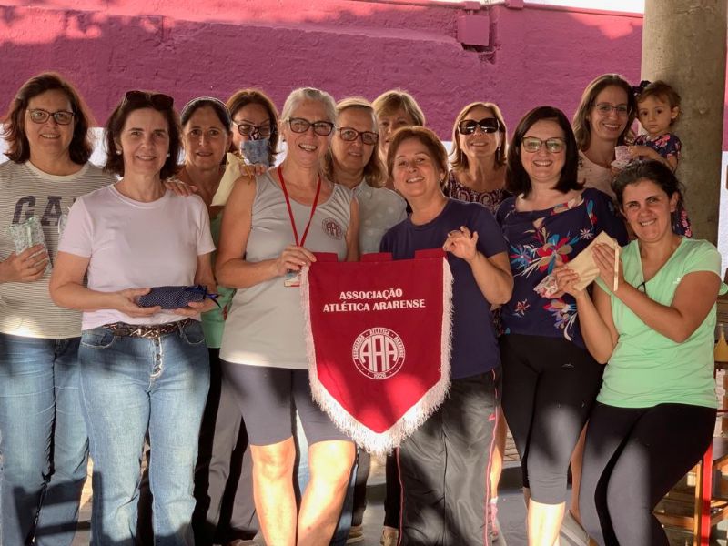 OFICINA DE ARTESANATO - YOGA