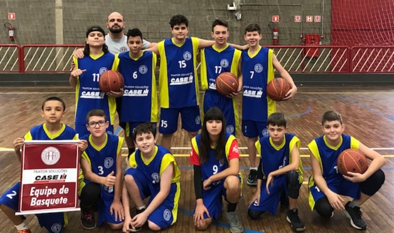 AMISTOSO DE BASQUETE A.A.A. X MOGIANO