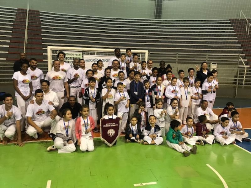 III FESTIVAL DE CAPOEIRA INFANTIL