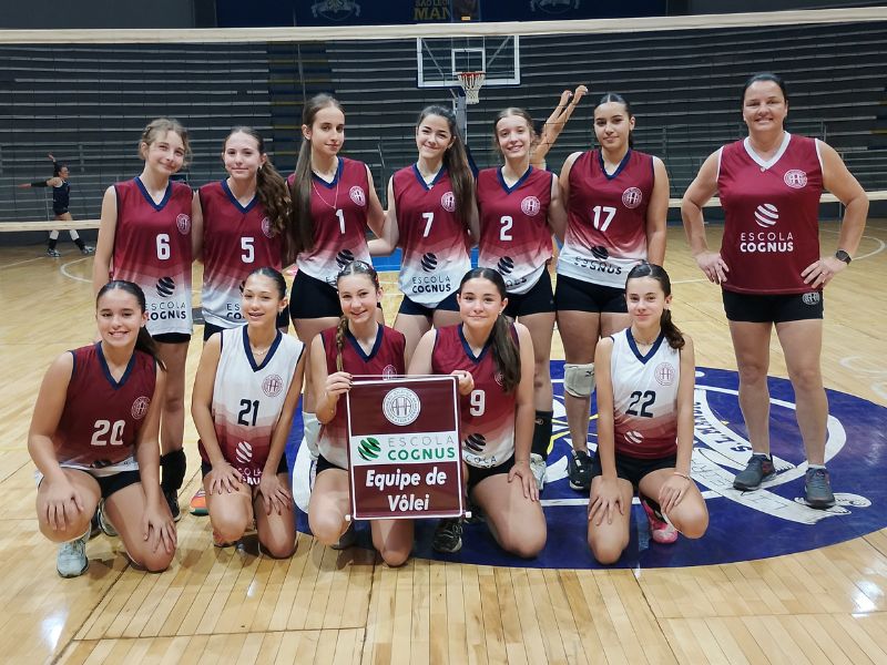 Amistoso Sub-14 AAA/ESCOLA COGNUS contra a equipe de Vôlei da Prefeitura no Ginásio Municipal de Esportes